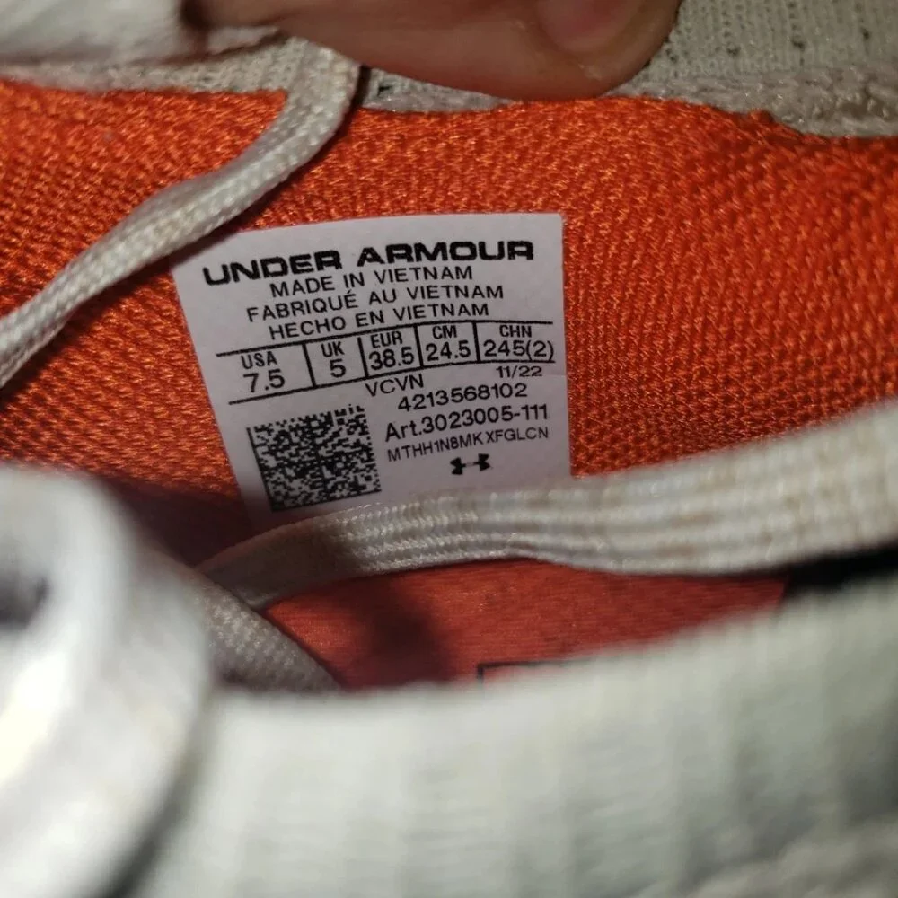 Under Armour Project Rock 3 (3023005-111) running shoes sneakers- Womens 7.5 - Picture 7 of 7